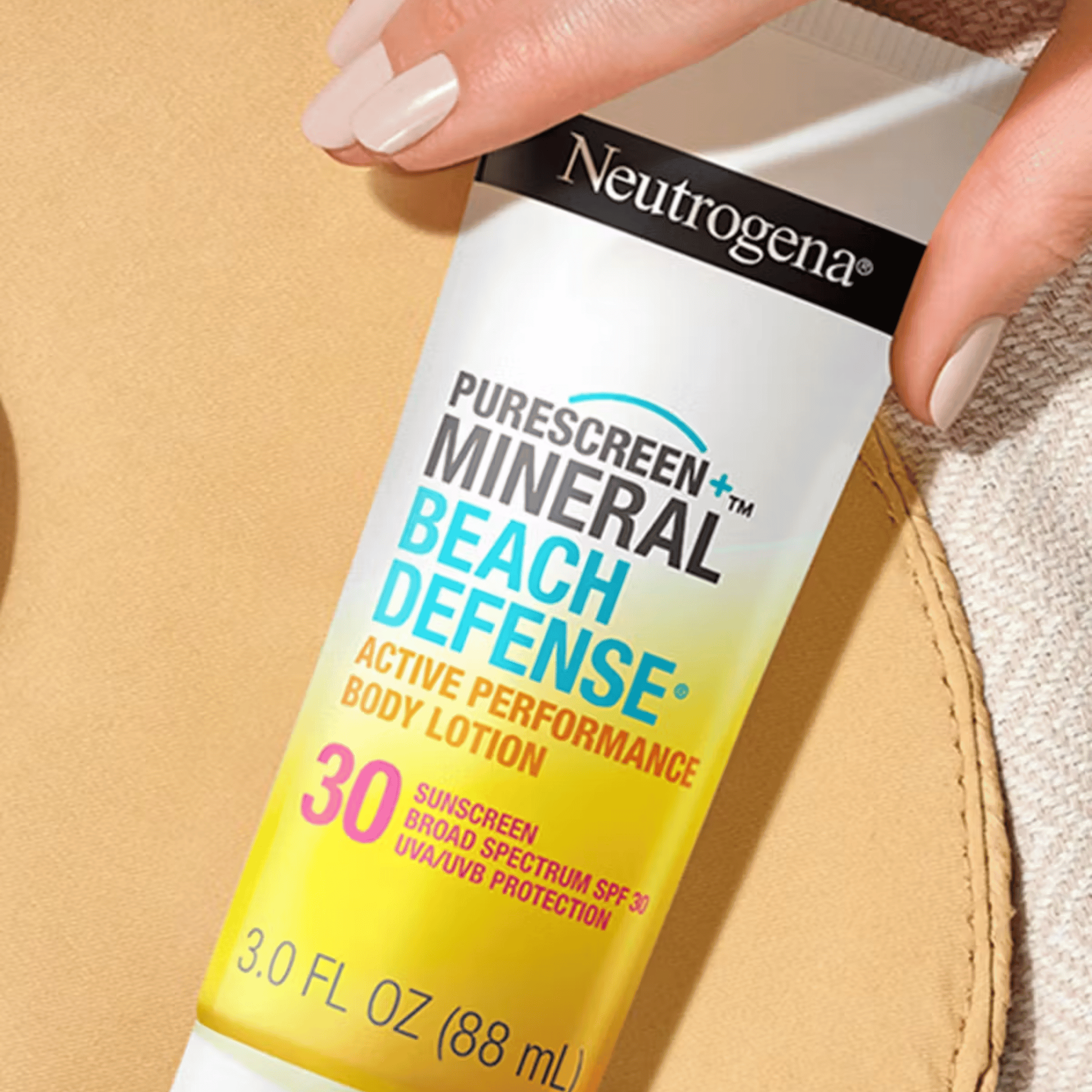 Neutrogena Purescreen+ Mineral Beach Defense Body Lotion Sunscreen SPF 30 (88ml)